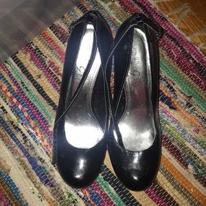 Black platform heels